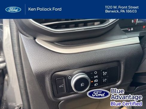 Certified 2022 Ford Explorer XLT w/ Equipment Group 202A image 17