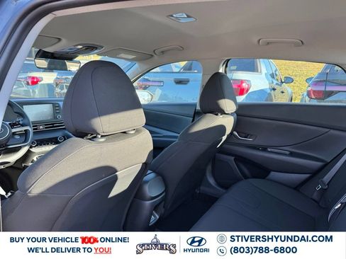 New 2026 Hyundai Elantra Hybrid w/ Cargo Package FWD image 22