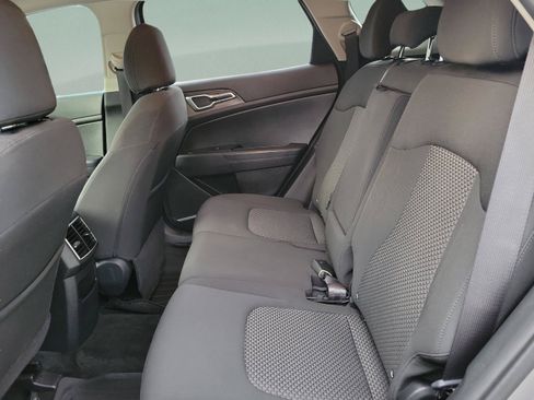 Certified 2023 Kia Sportage LX FWD image 7