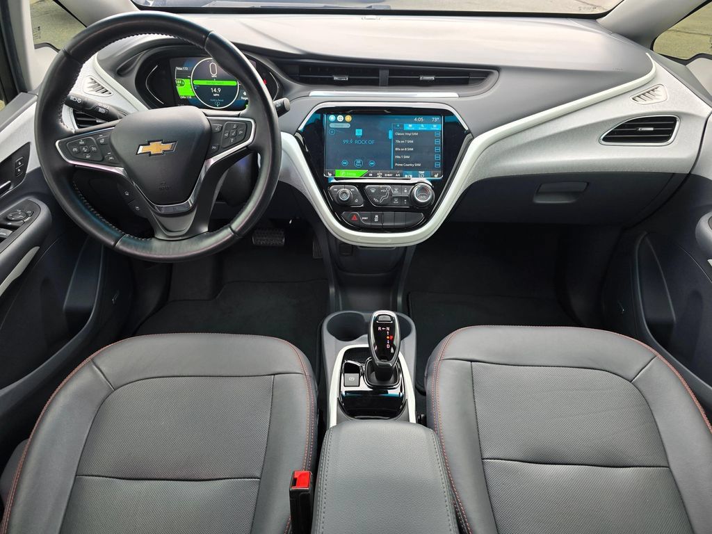 Used 2020 Chevrolet Bolt Premier w/ Infotainment Package FWD image 19