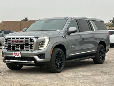 New 2026 GMC Yukon XL Denali image 8