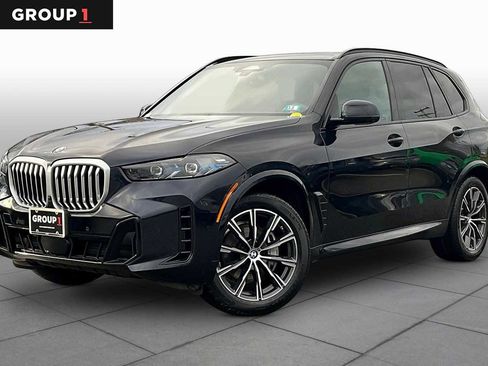 Certified 2024 BMW X5 xDrive40i w/ M Sport Package AWD/4WD image 1