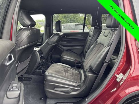 Used 2023 Jeep Grand Cherokee L Laredo AWD/4WD image 24