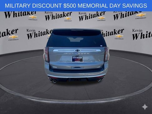 Used 2022 Chevrolet Suburban High Country w/ LPO, Illumination Package AWD/4WD image 8