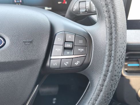 Used 2025 Ford Maverick XLT FWD image 38