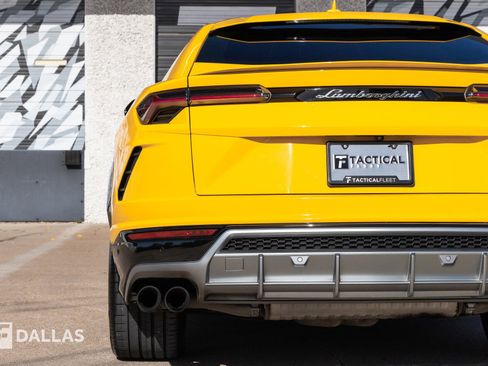 Used 2019 Lamborghini Urus image 14