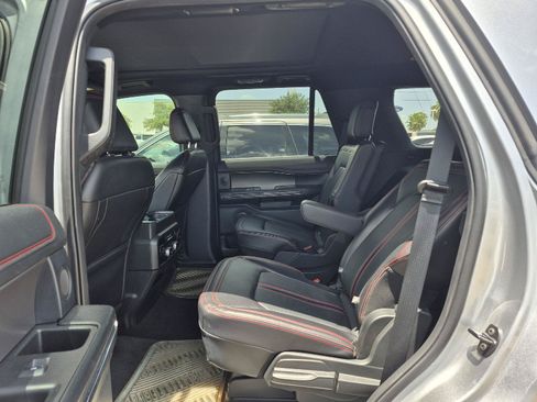 Used 2021 Ford Expedition Limited RWD image 12