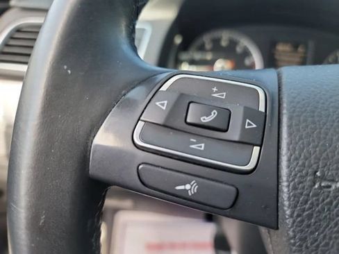 Used 2013 Volkswagen Passat 2.5 SE FWD image 21