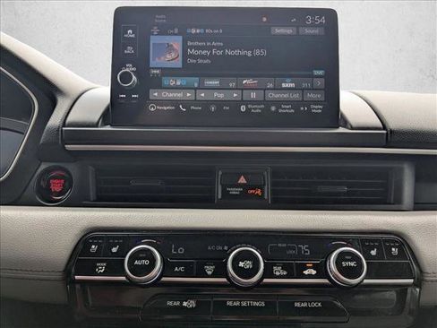 Used 2023 Honda Pilot Elite image 14