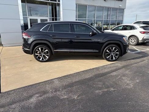 Used 2025 Volkswagen Atlas Cross Sport SEL Premium R-Line image 7