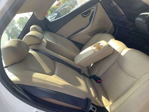 Used 2012 Hyundai Elantra Limited FWD image 12