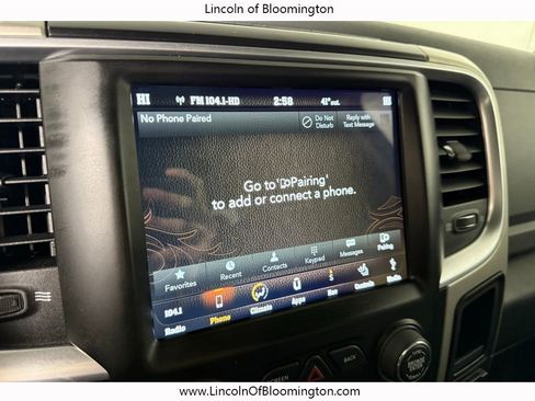 Used 2018 RAM 1500 SLT image 39