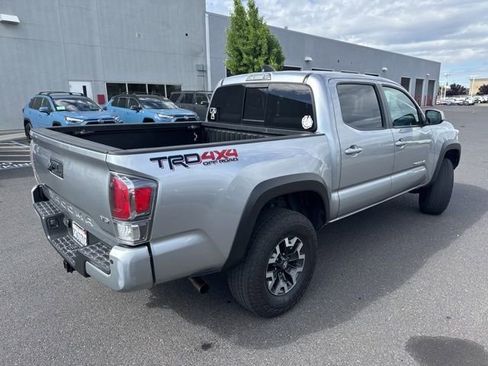 Used 2023 Toyota Tacoma TRD Off-Road w/ Technology Package image 7