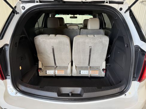 Used 2015 Ford Explorer XLT AWD/4WD image 5