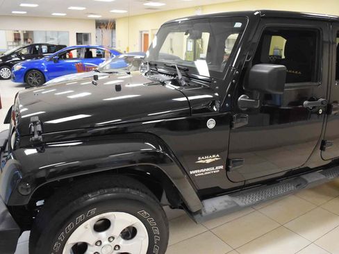 Used 2013 Jeep Wrangler Unlimited Sahara w/ Connectivity Group AWD/4WD image 54
