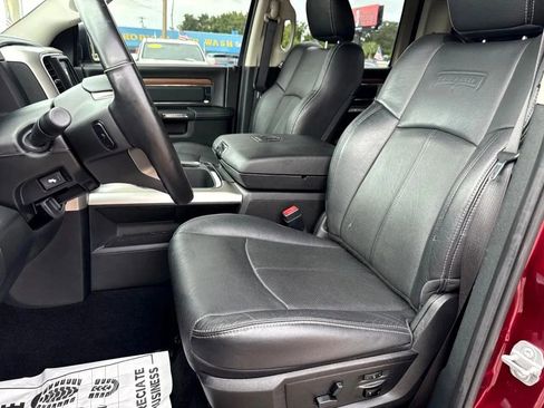 Used 2018 RAM 1500 Laramie w/ Convenience Group AWD/4WD image 23