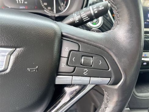 Used 2024 Cadillac XT6 Premium Luxury image 18