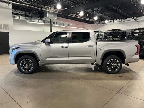 Used 2024 Toyota Tundra Limited image 6
