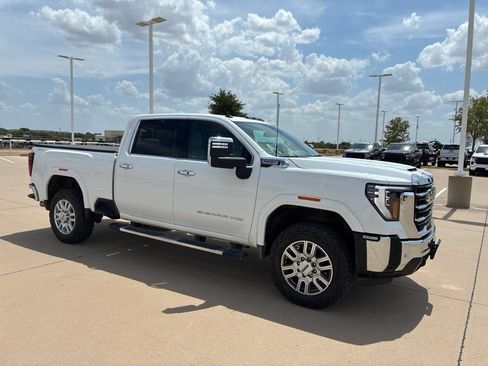 Used 2024 GMC Sierra 3500 SLT w/ SLT Premium Package AWD/4WD image 5