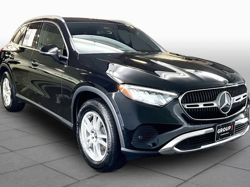 Used 2023 Mercedes-Benz GLC 300 4MATIC image 5