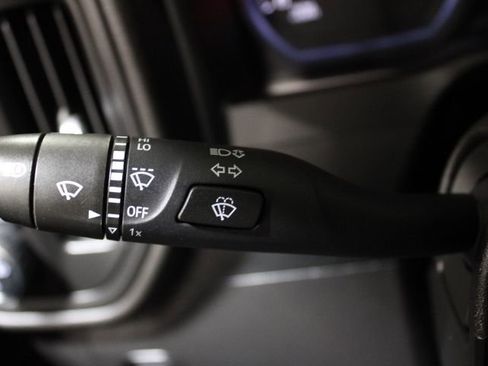 Certified 2024 Chevrolet Silverado 2500 Custom w/ Custom Convenience Package image 39