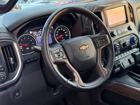 Used 2020 Chevrolet Silverado 1500 High Country w/ Technology Package AWD/4WD image 54