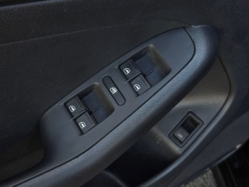 Used 2014 Volkswagen Jetta S FWD image 12