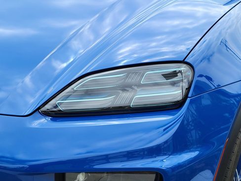 New 2026 Porsche Macan 4 Electric AWD/4WD image 35