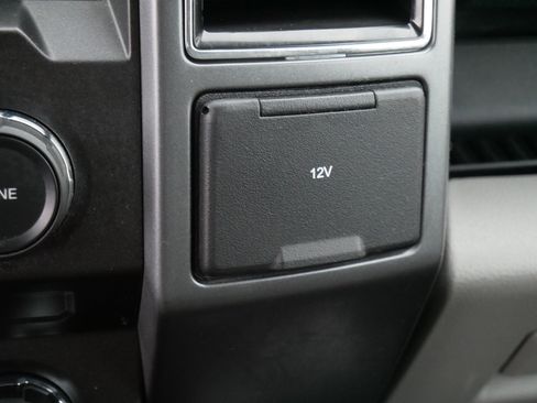 Certified 2018 Ford F150 XLT w/ Equipment Group 302A Luxury image 32