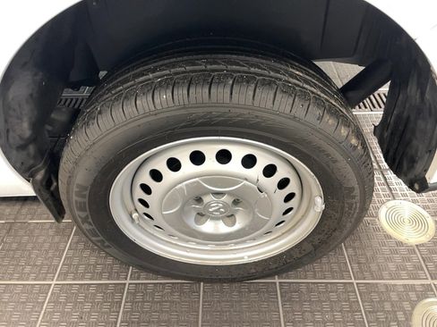 Used 2022 RAM ProMaster City Tradesman image 4