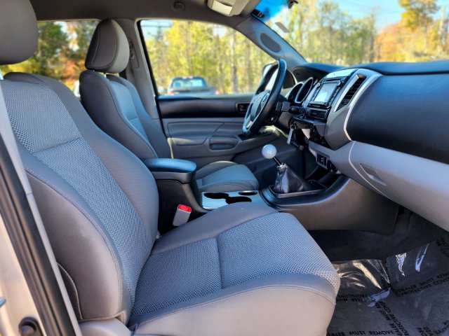 Used 2015 Toyota Tacoma 4x4 Double Cab w/ TRD Sport Package image 11