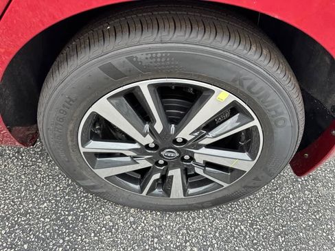 New 2025 Nissan Versa SV w/ Trunk Package FWD image 5