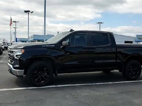 Certified 2024 Chevrolet Silverado 1500 LT image 3