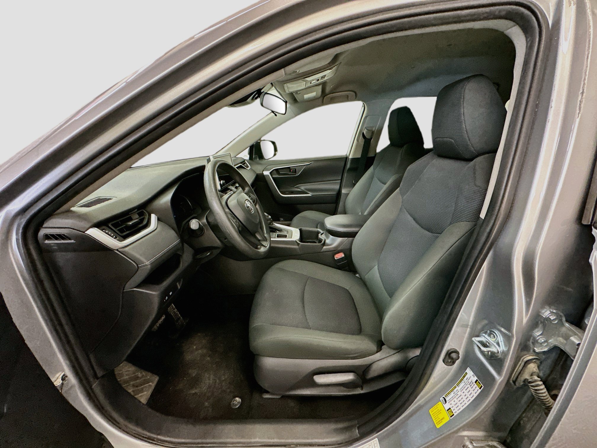 Used 2025 Toyota RAV4 LE AWD/4WD image 13