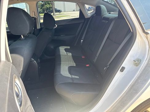 Used 2019 Nissan Sentra SR FWD image 14