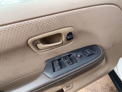 Used 2005 Honda CR-V EX image 11