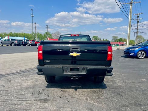Used 2017 Chevrolet Silverado 1500 W/T RWD image 6
