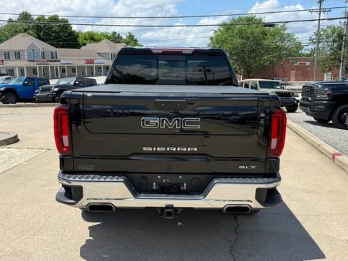 Used 2023 GMC Sierra 1500 SLT w/ SLT Convenience Package AWD/4WD image 7
