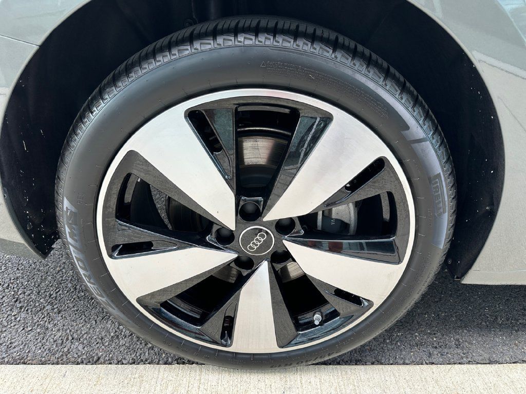 Certified 2025 Audi A5 2.0T Premium Plus w/ Premium Plus AWD/4WD image 18