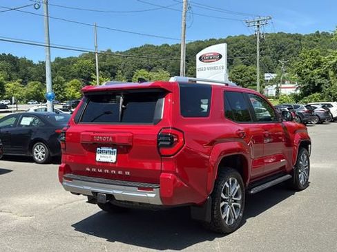 Certified 2025 Toyota 4Runner Limited AWD/4WD image 6