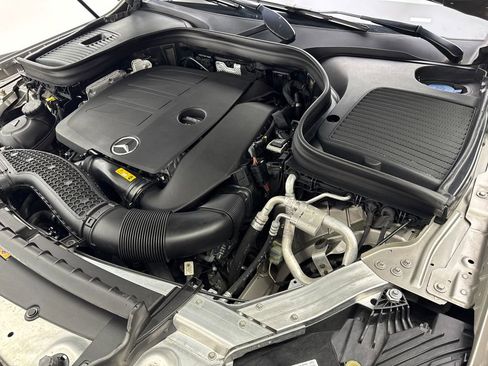 Used 2022 Mercedes-Benz GLC 300 4MATIC image 70