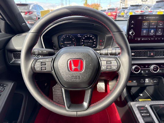 Used 2026 Honda Civic Type R image 18