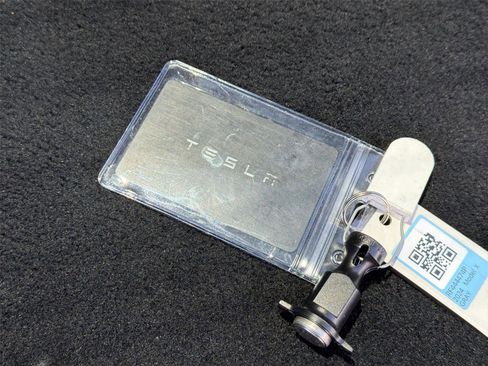 Used 2024 Tesla Model X AWD/4WD image 22