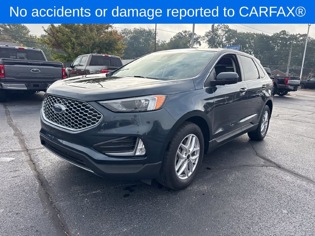 Used 2024 Ford Edge SEL w/ Convenience Package AWD/4WD image 2