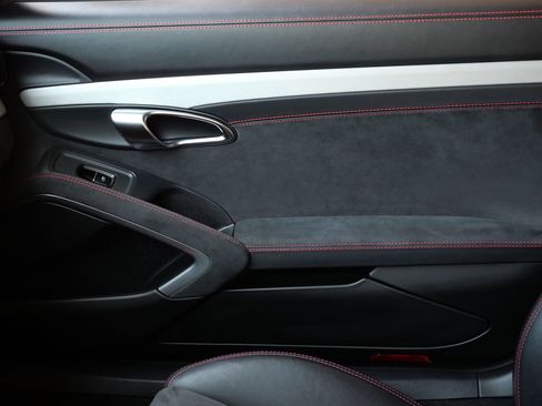 Used 2014 Porsche 911 GT3 RWD image 18