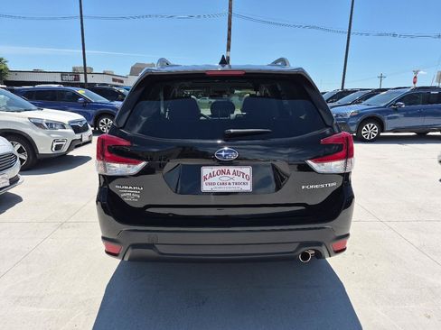 Used 2020 Subaru Forester Limited AWD/4WD image 7