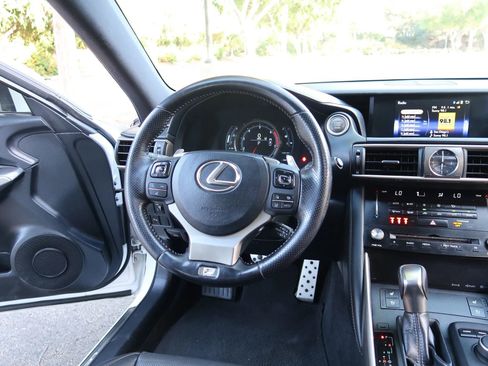 Used 2018 Lexus IS 300 F Sport RWD image 32