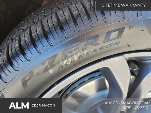 New 2026 Chrysler Pacifica Select FWD image 18