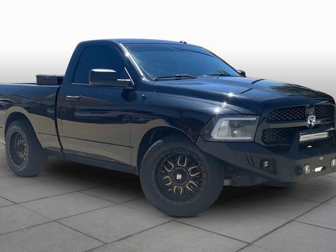 Used 2018 RAM 1500 Tradesman w/ Power & Remote Entry Group RWD image 3