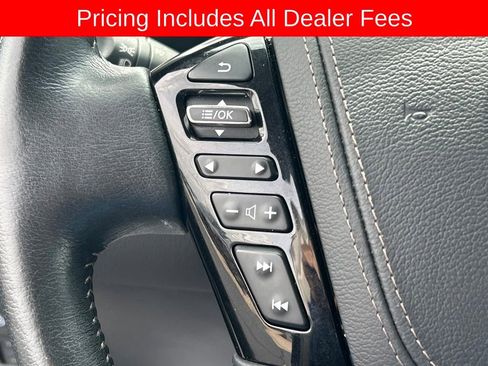 Used 2023 Nissan Armada Platinum w/ Captain's Chairs Package RWD image 8